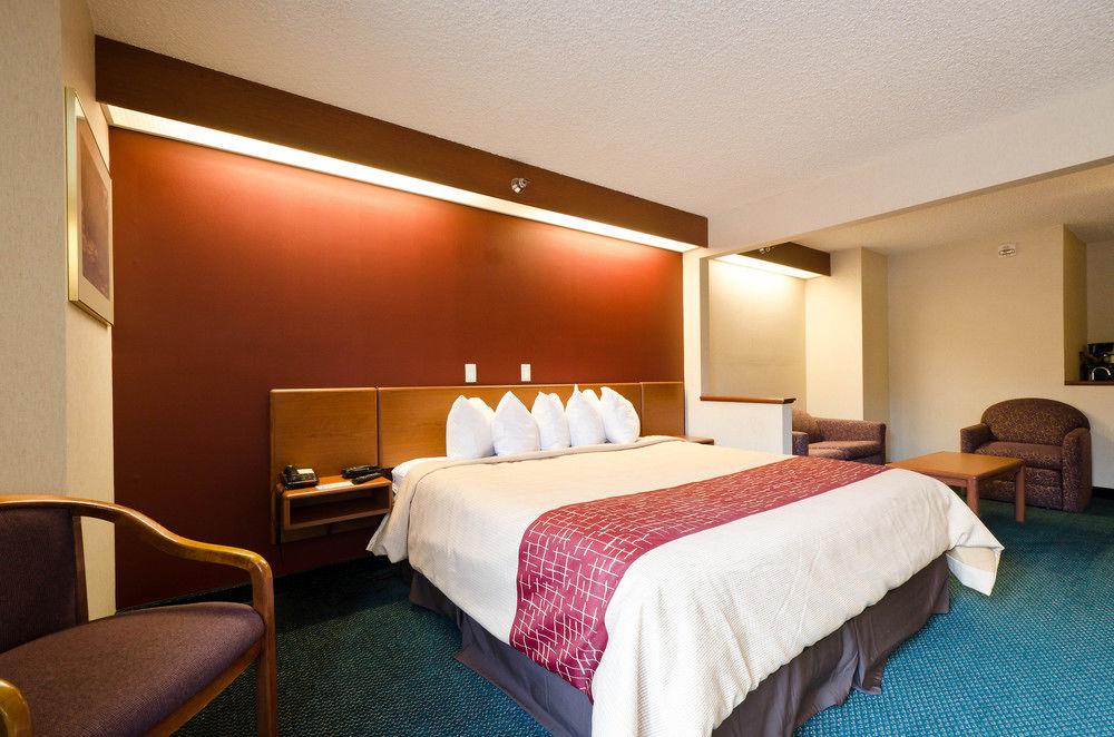 Chesapeake Inn And Suites Lexington Park Patuxent River Naval Air Station California Buitenkant foto