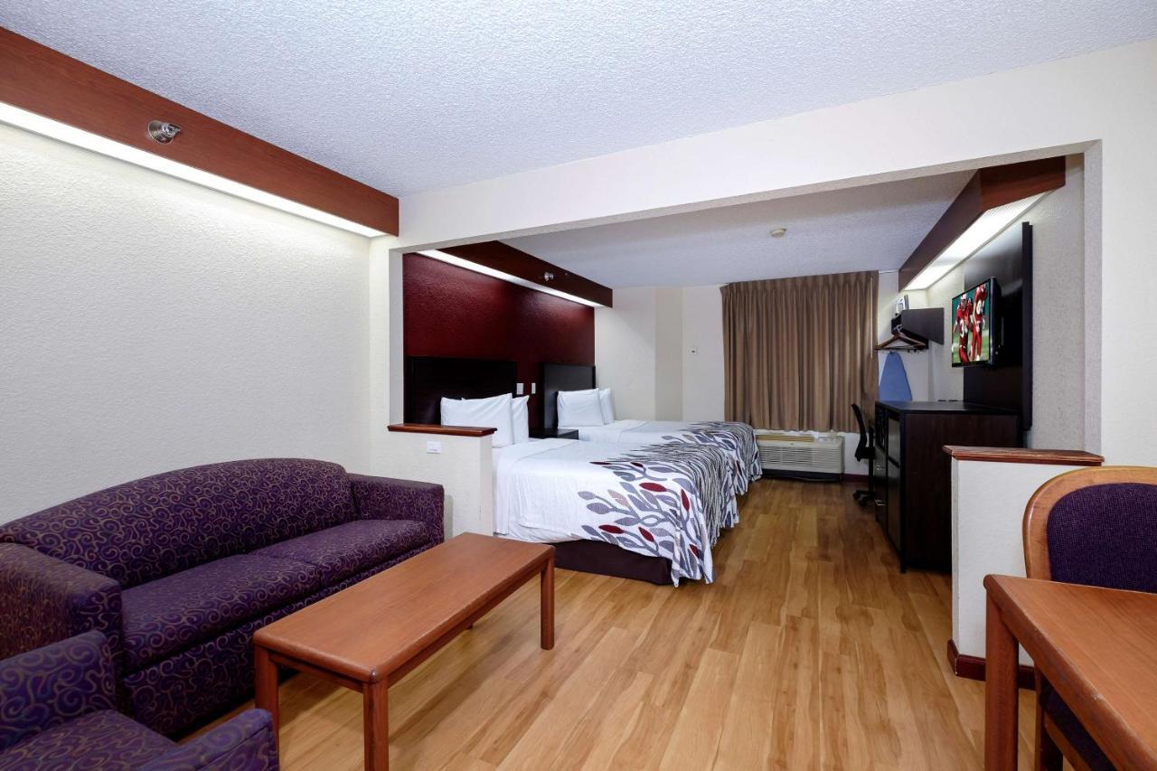 Chesapeake Inn And Suites Lexington Park Patuxent River Naval Air Station California Buitenkant foto