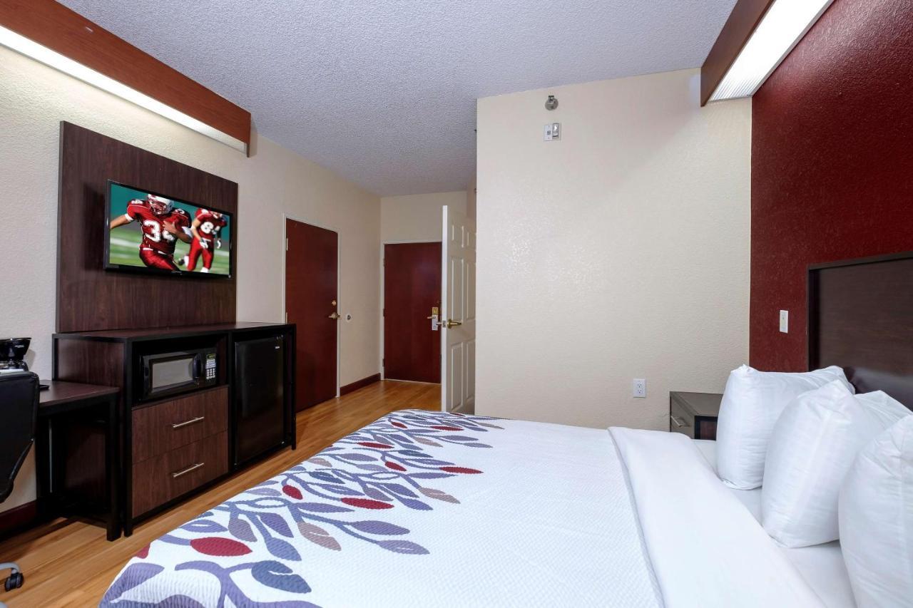 Chesapeake Inn And Suites Lexington Park Patuxent River Naval Air Station California Buitenkant foto