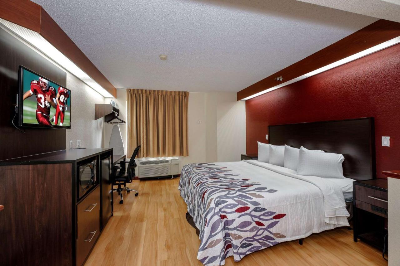 Chesapeake Inn And Suites Lexington Park Patuxent River Naval Air Station California Buitenkant foto